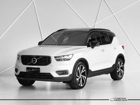 VOLVO XC40 1.5 T5 RECHARGE R-DESIGN GEARTRONIC